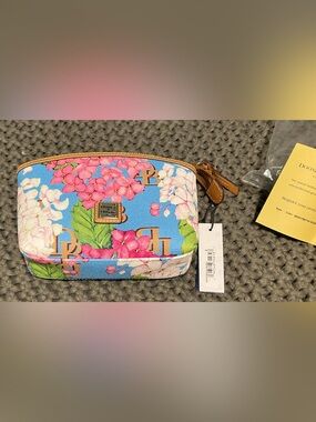 NWT Dooney & Bourke Hydrangea Monogram cosmetic case